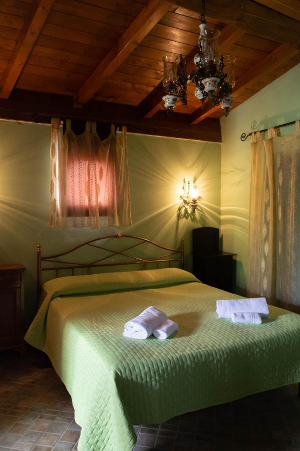 B&B Il Giardino Арбус Екстер'єр фото