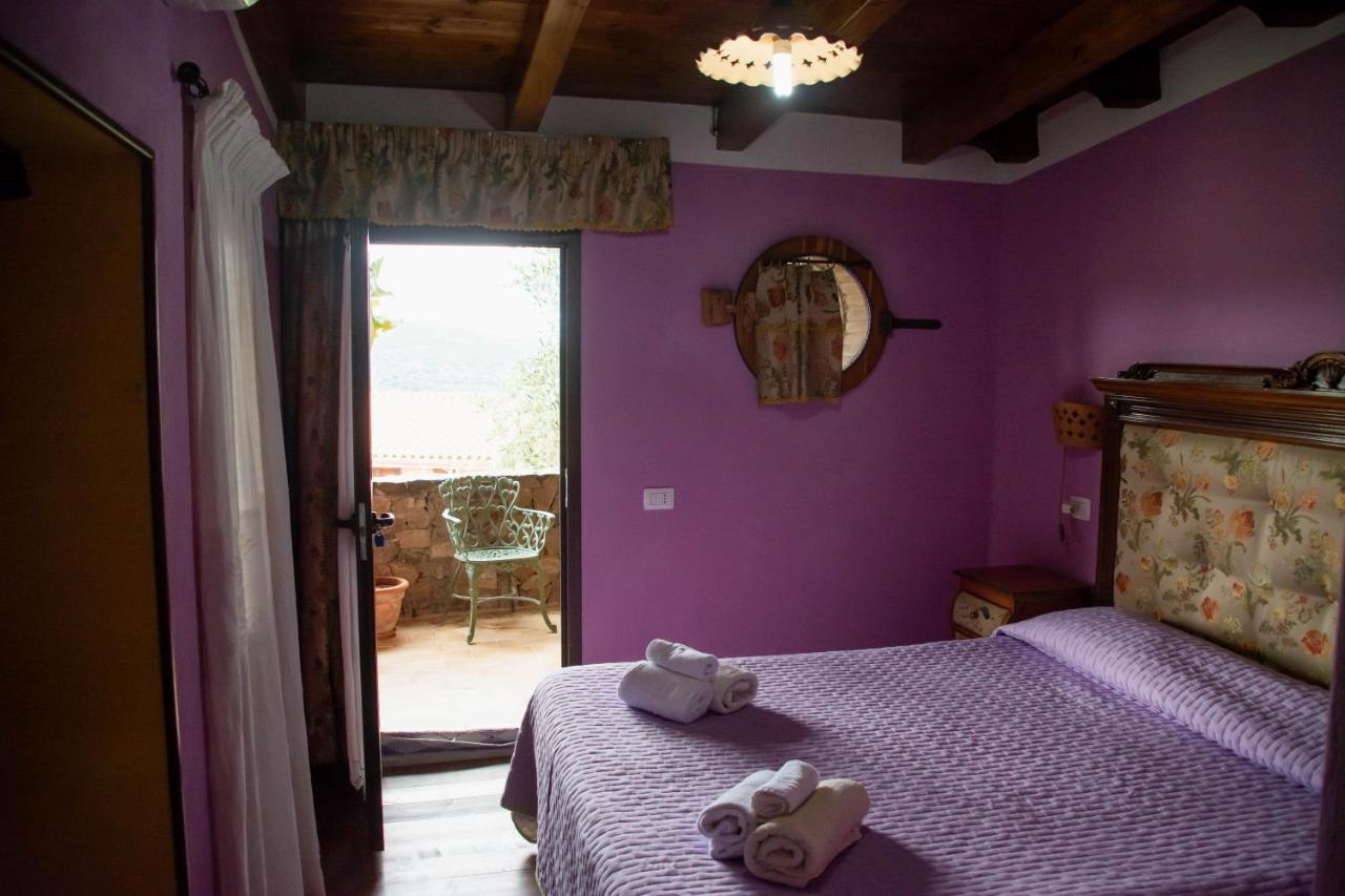 B&B Il Giardino Арбус Екстер'єр фото