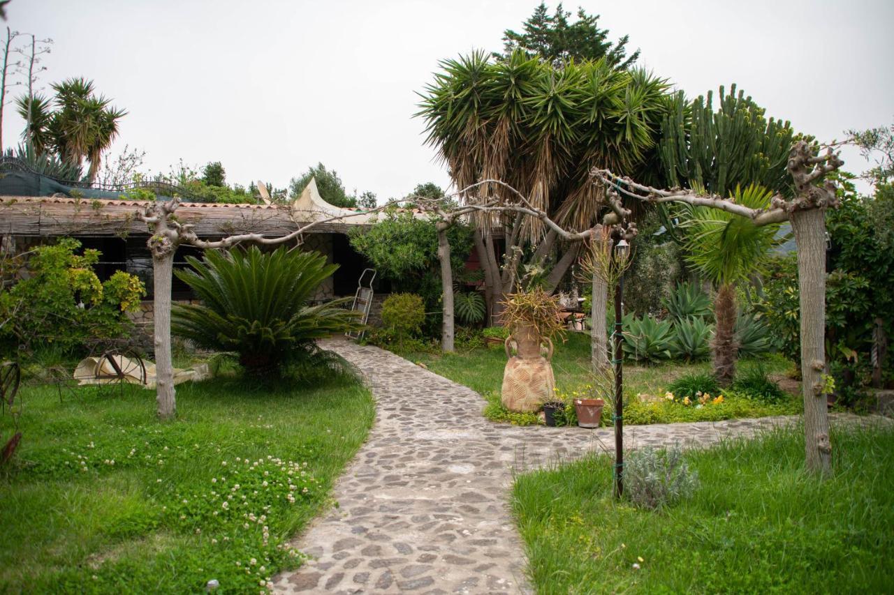 B&B Il Giardino Арбус Екстер'єр фото